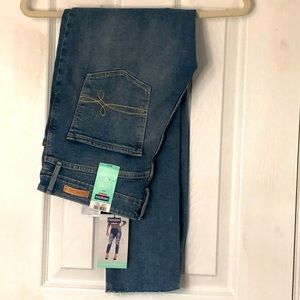 Women’s Levi’s high rise ankle slim jeans